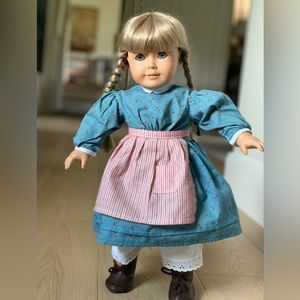 SOLD. Vintage American Girl Doll Kirsten Larson. Released 1986